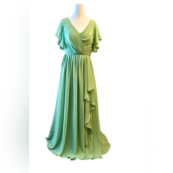 Green Flutter Sleeve V-Neck Gown for Wedding w/jacket - Picture 1 of 9
